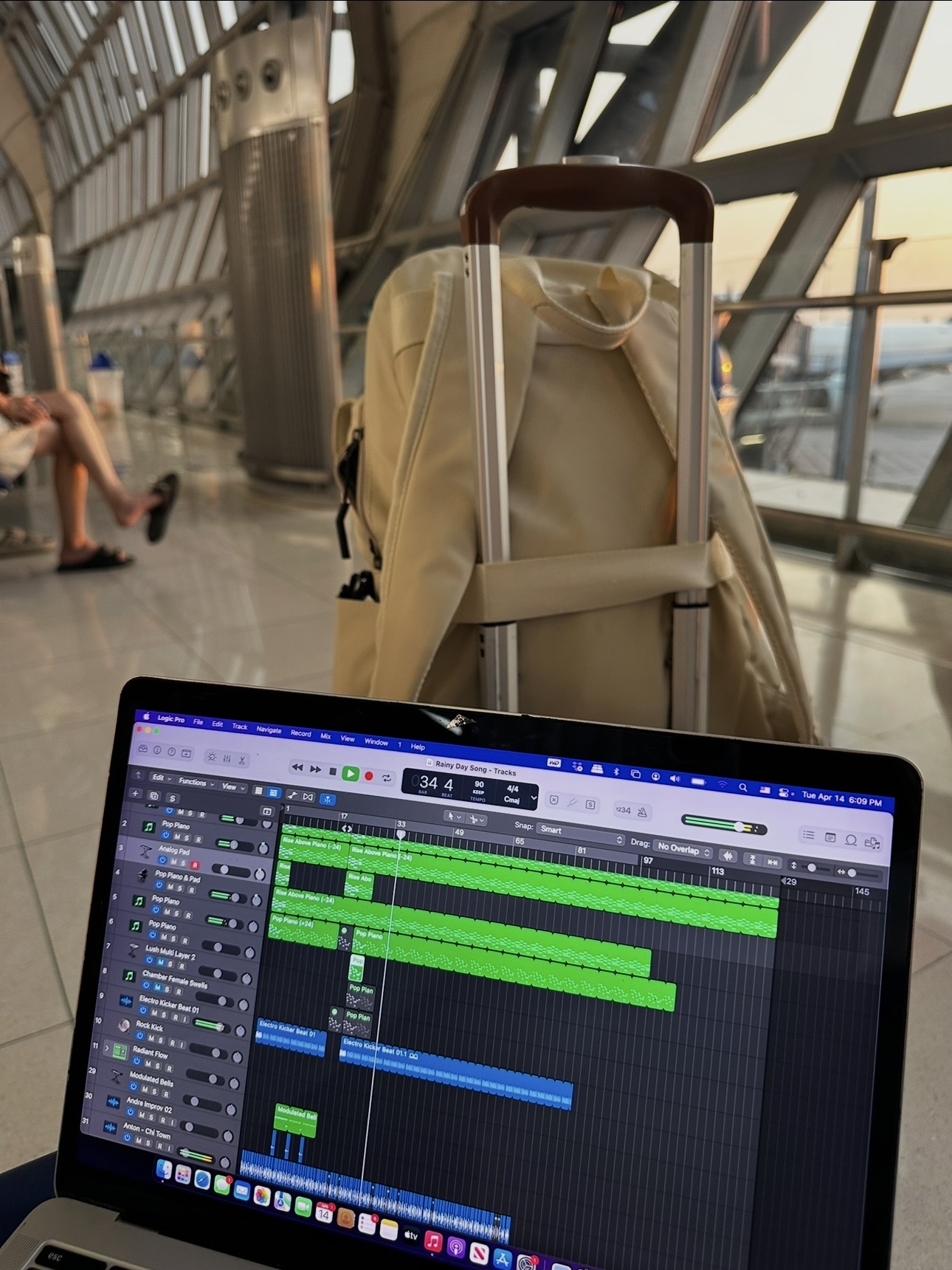 Travel and airport music creation moment